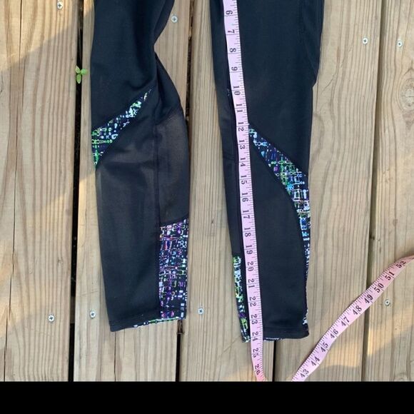 Fabletics Black Athletic Leggings in Medium‎ - Picture 12 of 13